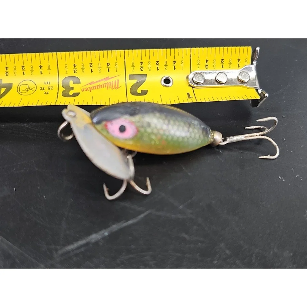 Early‎ Jitterbug fishing lure
